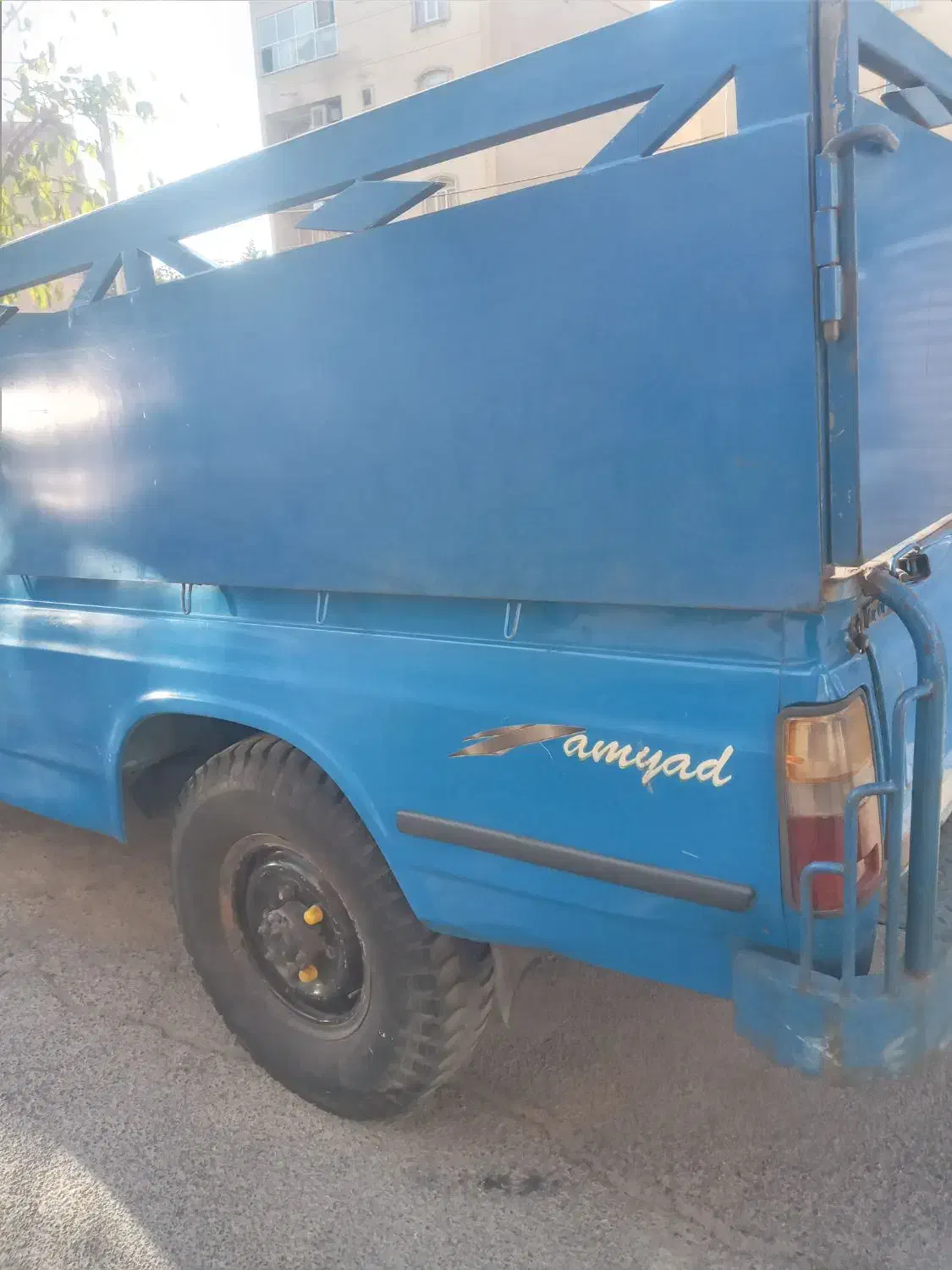 لگنی نیسان وانت|قطعات یدکی و لوازم جانبی|اندیشه, اندیشه فاز ۴|دیوار