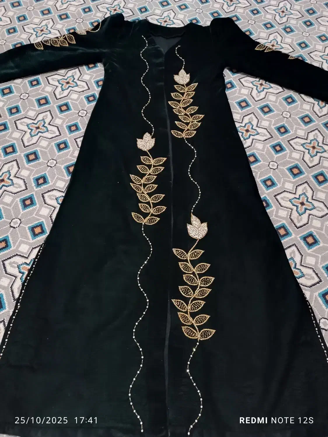 مانتو مخمل منجوق دوری شده|لباس|دهدشت, |دیوار