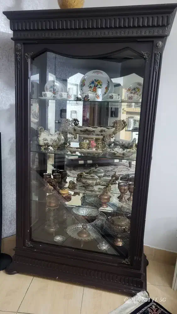 بوفه آیینه دار ۵ طبقه سالم تر و تمیز|بوفه، ویترین، کنسول|گرگان, |دیوار