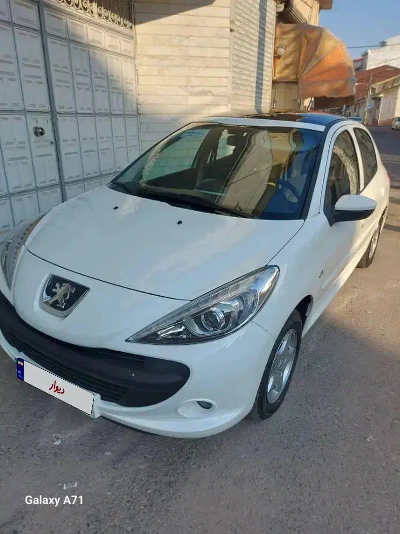 207پانا اتومات|خودرو سواری و وانت|رشت, گلسار|دیوار