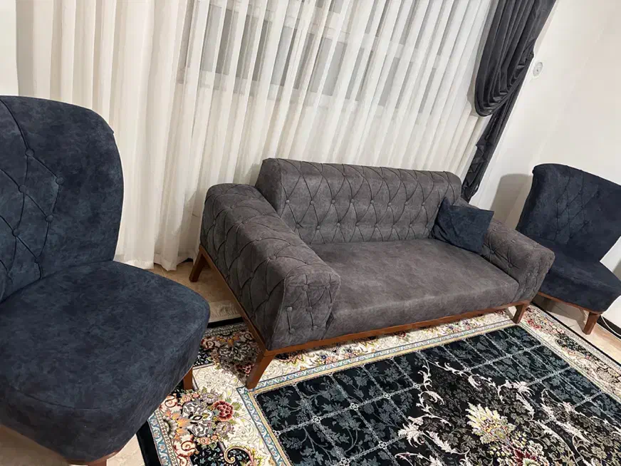 مبل چستر ۸ نفره وجلومبلی|مبلمان خانگی و میز عسلی|قم, پردیسان|دیوار