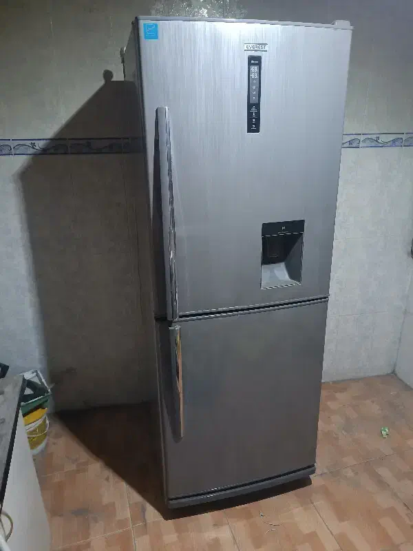 یخچال سالم و بشرط|یخچال و فریزر|اقبالیه, |دیوار