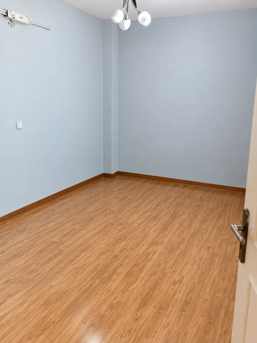 ۷۲ متر/ دو خواب /چهارباغ غربی|اجارهٔ آپارتمان|تهران, جنت‌آباد جنوبی|دیوار