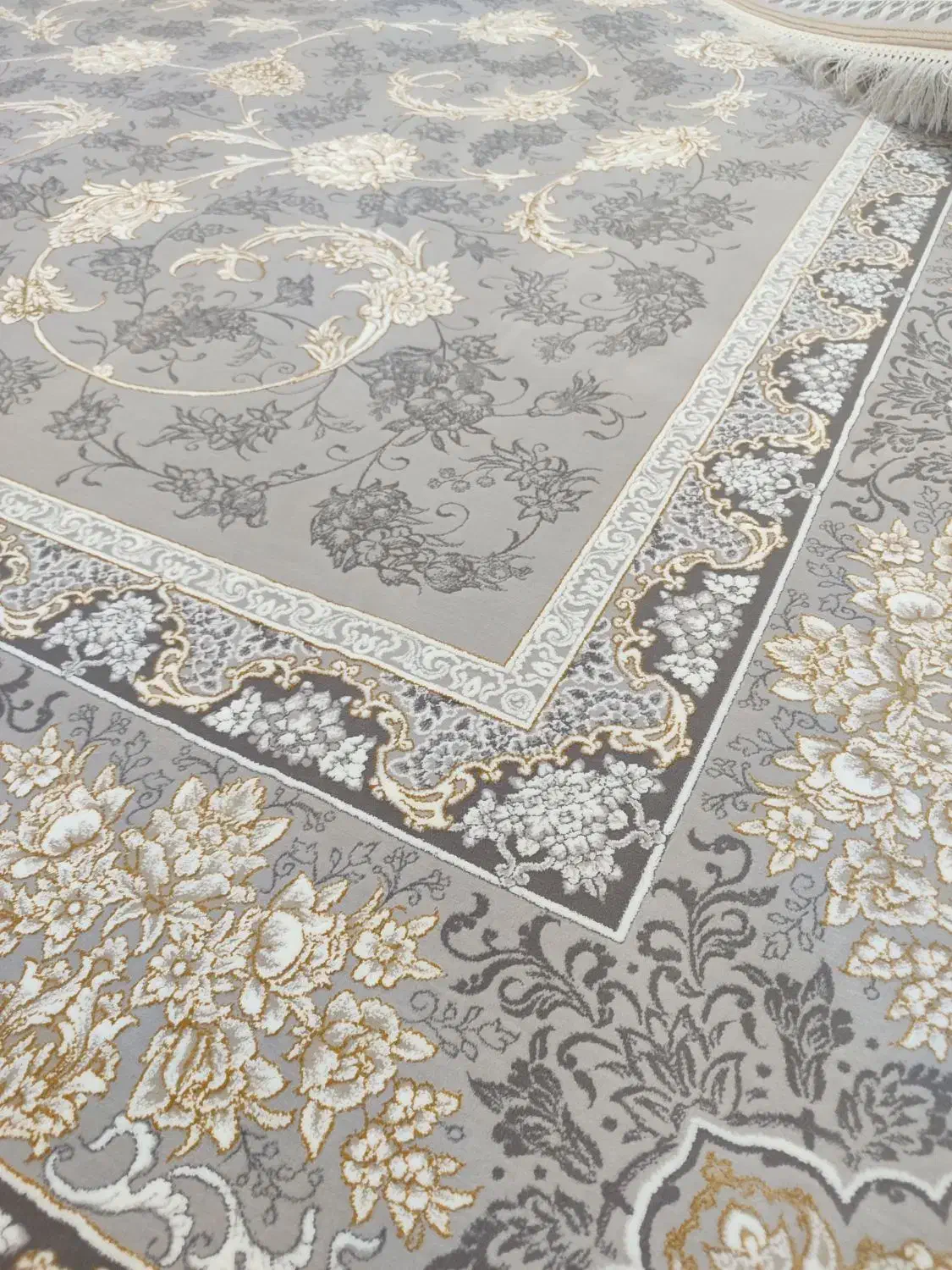 دو تخته فرش ۱۲ متری ۱۲۰۰|فرش|قائن, |دیوار