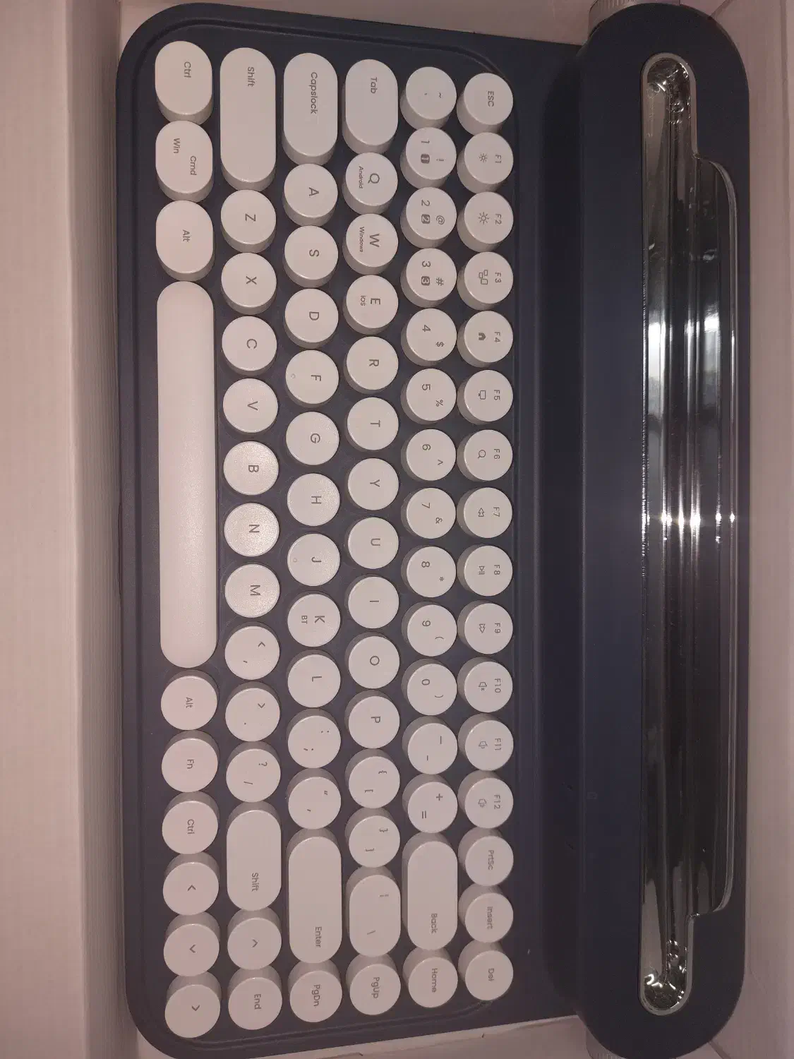 کیبورد بی سیم اکتو نوستالژیک|لوازم جانبی موبایل و تبلت|قم, مصلاء|دیوار