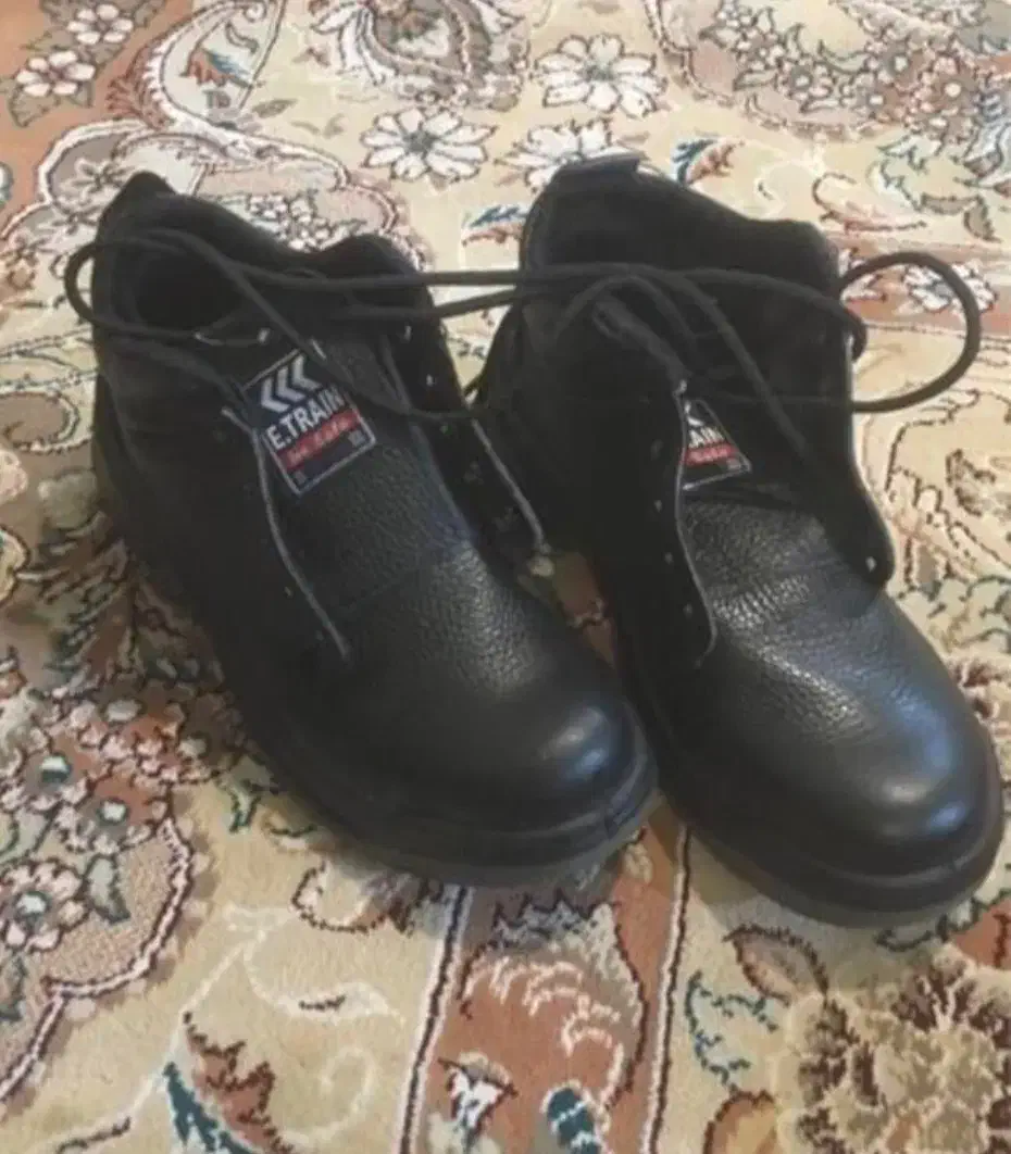 کفش ایمنی|کیف، کفش، کمربند|بندر ماهشهر, |دیوار