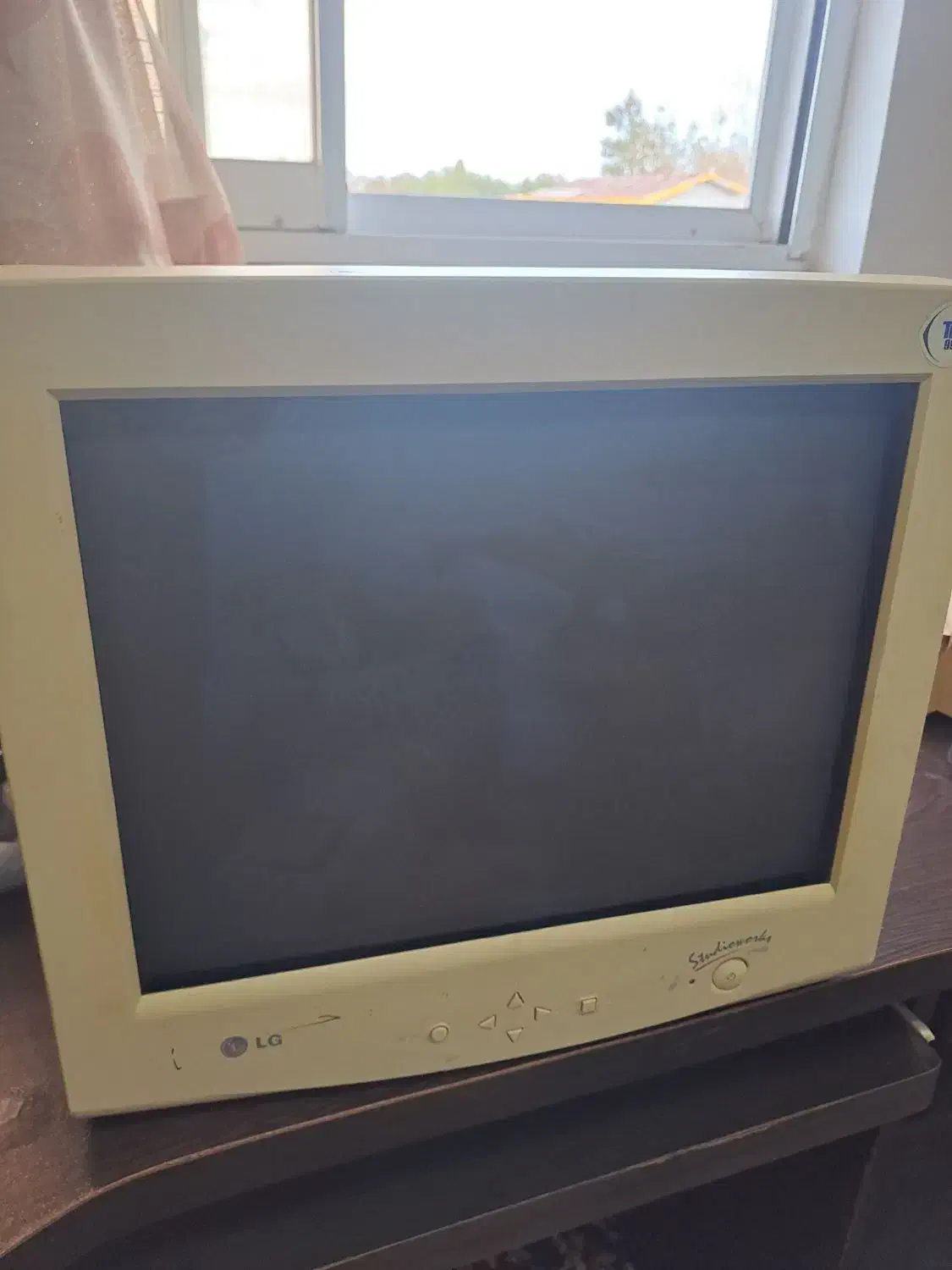 مانتورLG|رایانه رومیزی|رودسر, |دیوار