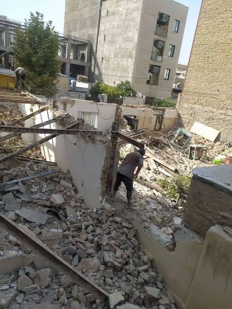 تخریب کار ساختمان های کلنگی و بتنی|خدمات پیشه و مهارت|اسلامشهر, باغ فیض|دیوار