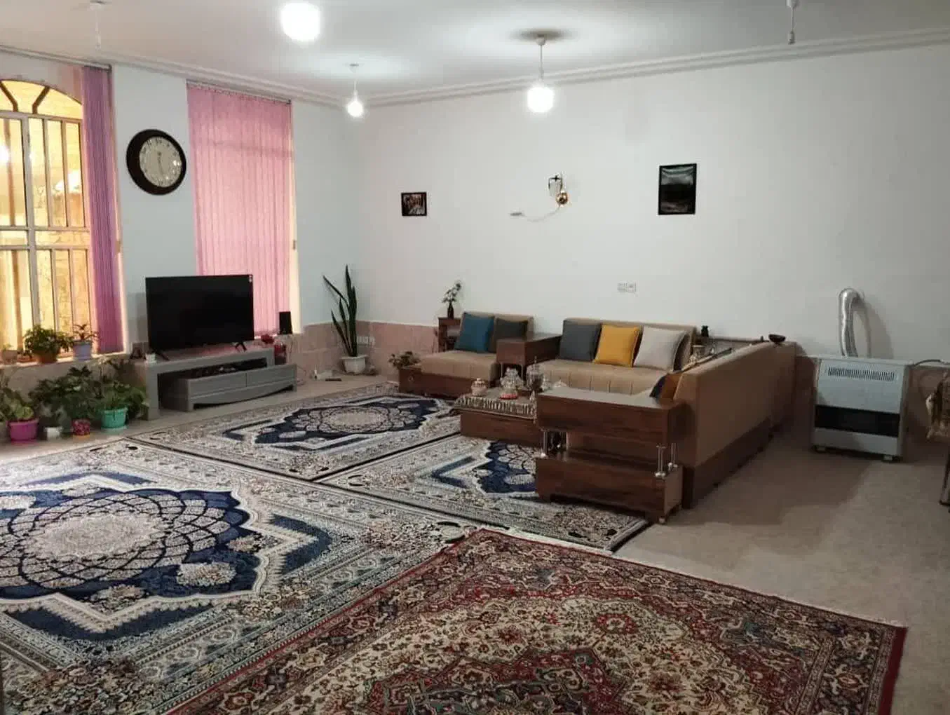 اجاره خانه ویلایی ۱۳۵ متری ۲ خوابه در سلطان آباد|اجارهٔ خانه و ویلا|شیراز, سلطان آباد|دیوار