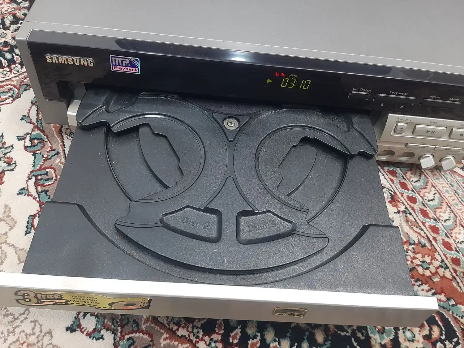 دستگاه ۳ دیسک سامسونگ|پخش‌کننده DVD و ویدیو|زاهدان, |دیوار