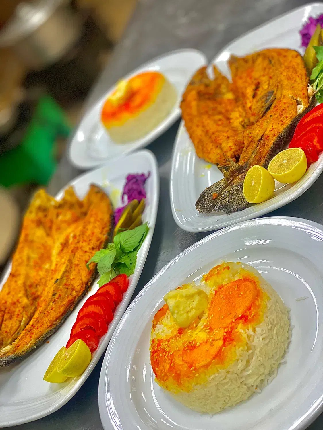 کمک اشپز و ظرف شور|استخدام خدمات فروشگاه و رستوران|سرعین, |دیوار