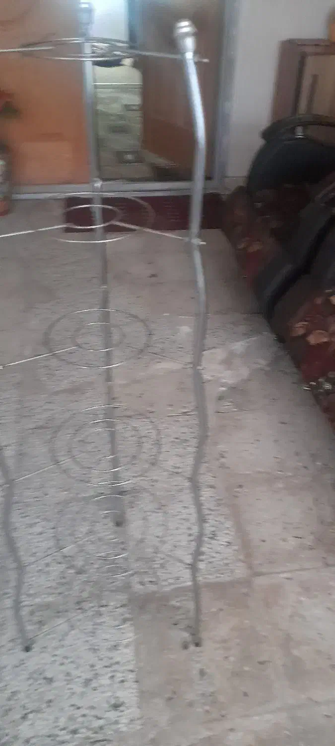 پایه قابلمه|آب‌چکان و نظم‌دهنده ظروف|تربت‌حیدریه, پائین ولایت|دیوار