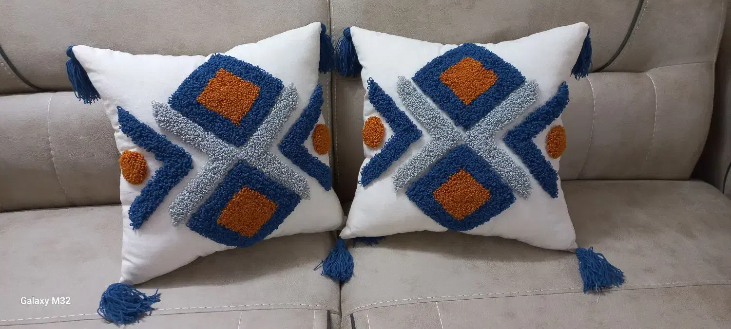 کوسن پانچ دوزی|رختخواب، بالش، پتو|مشهد, کوشش|دیوار