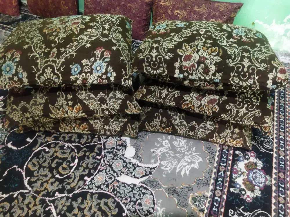 ۶عددبالش تمیز|رختخواب، بالش، پتو|شیراز, گلکوب|دیوار