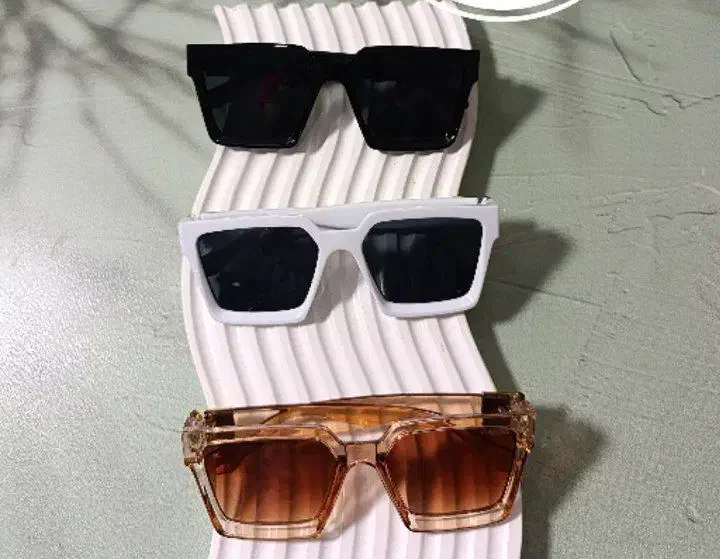 عینک آفتابی و بلوکات|زیورآلات و اکسسوری|زنجان, |دیوار