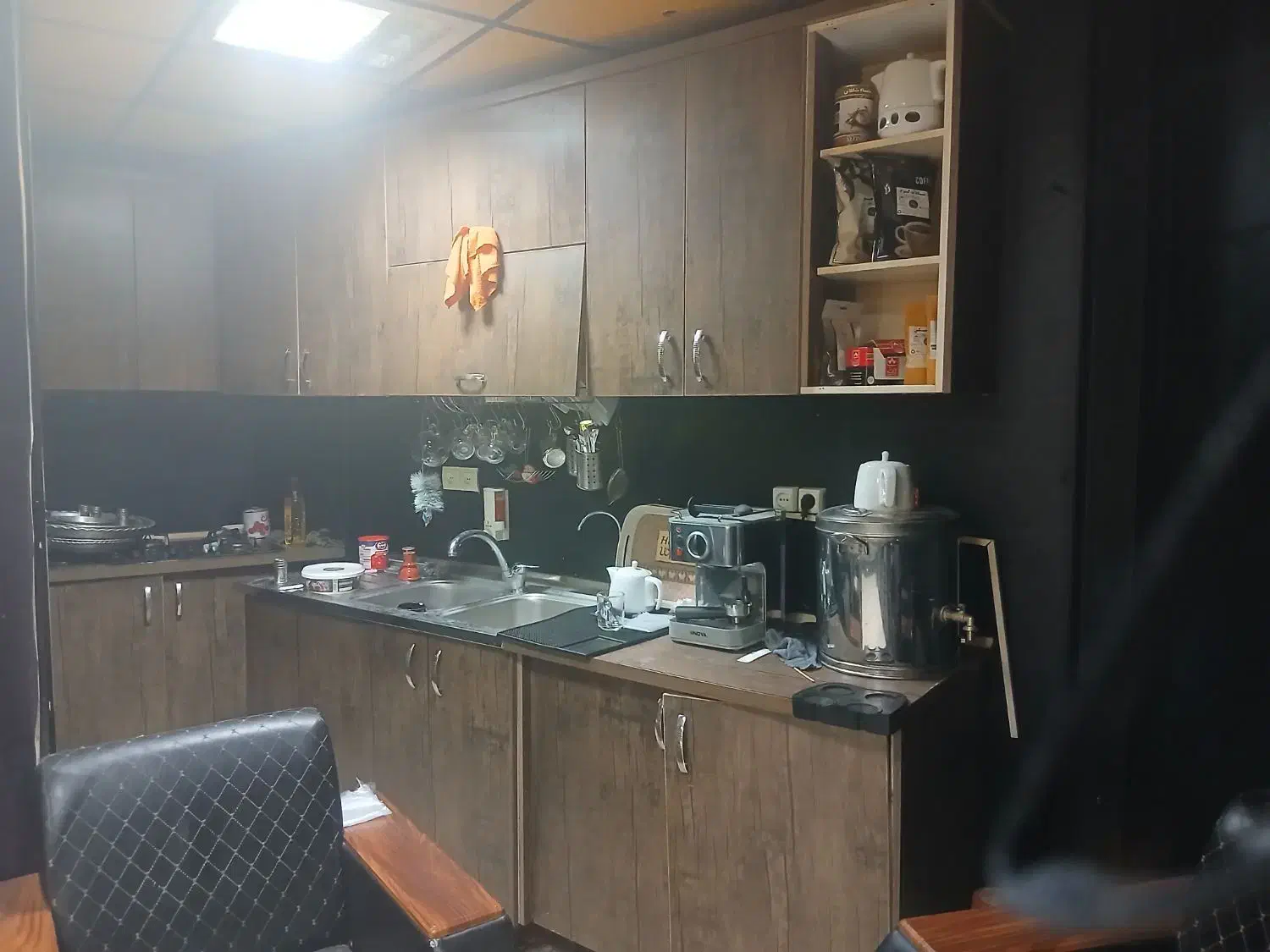 فروش اقلام آشپزخانه|مبلمان اداری|قم, بکایی|دیوار