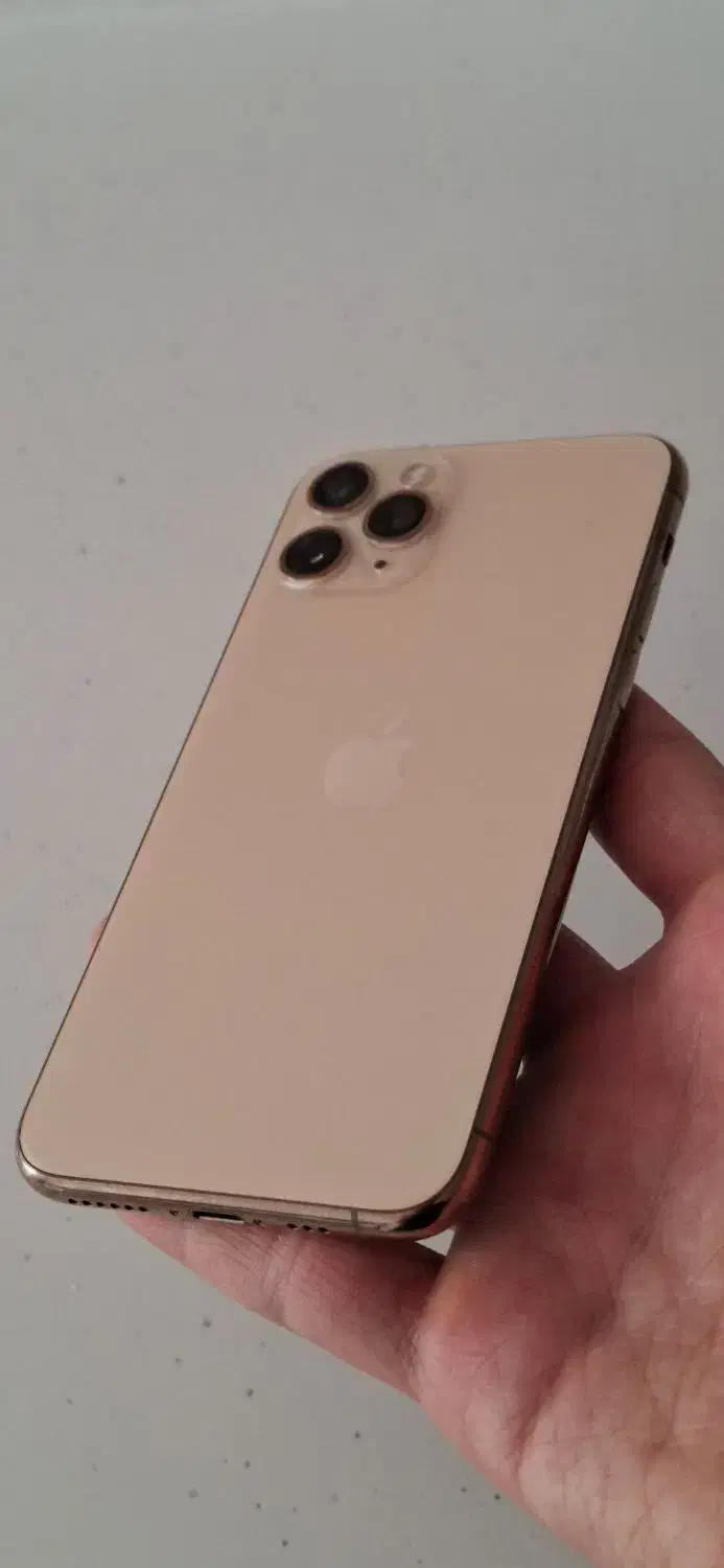 ایفون ۱۱ پرو ۲۵۶ گیگابایت بدون ریجستر|موبایل|بانه, |دیوار