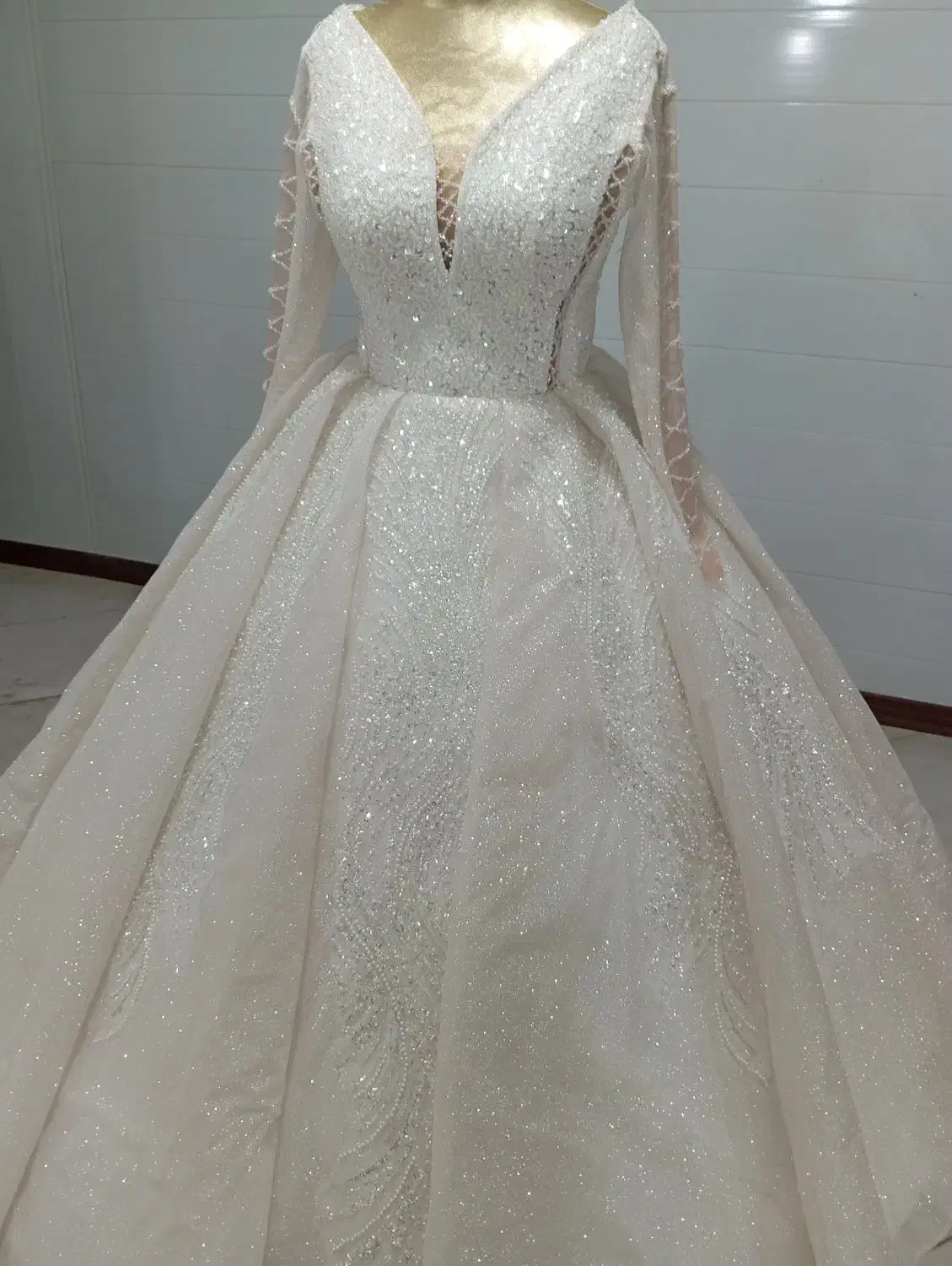 کرایه و فروش لباس عروس و...با نازلترین قیمت|لباس|کرمان, |دیوار