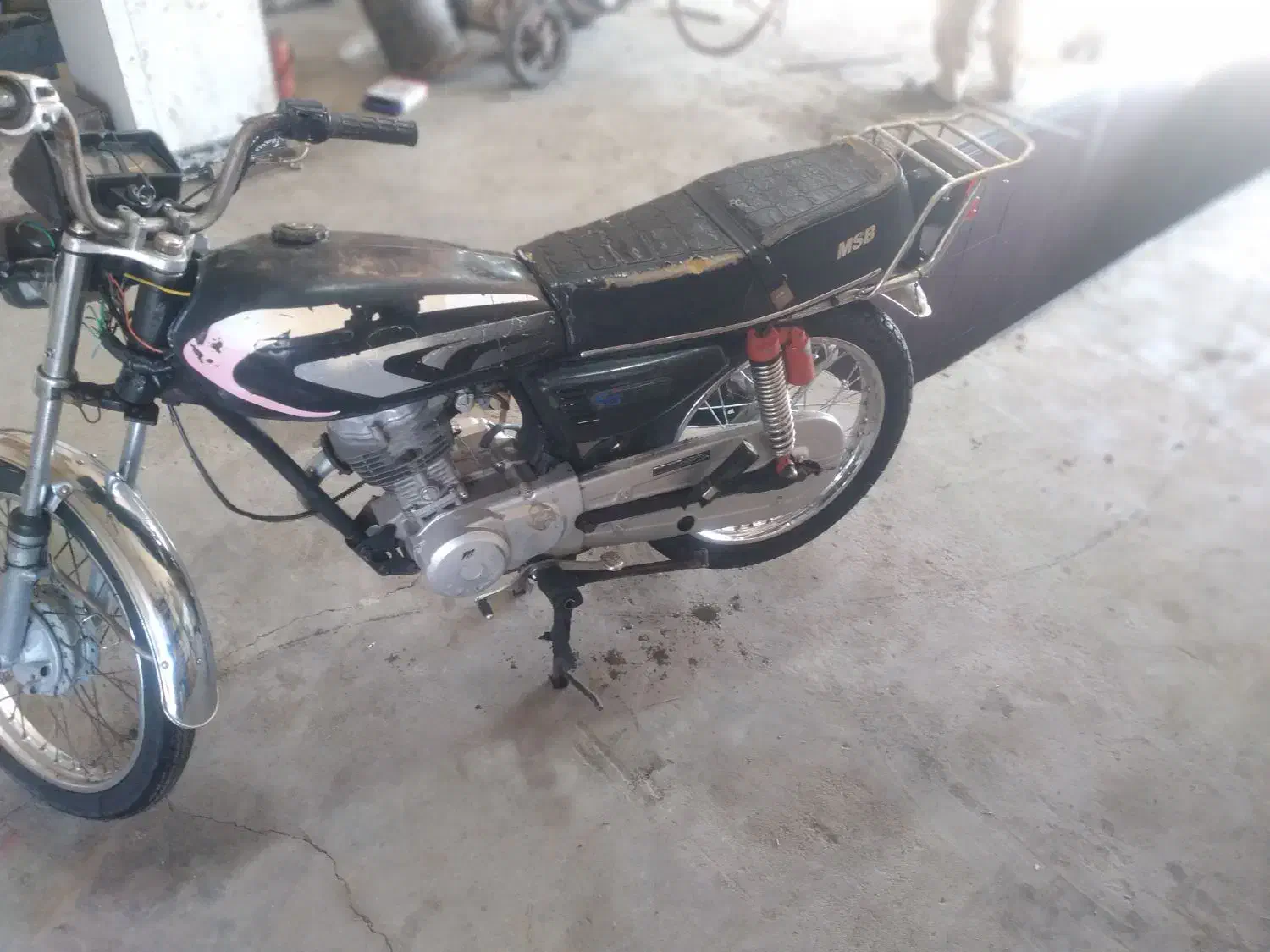 موتور|موتورسیکلت|سیمینه, |دیوار