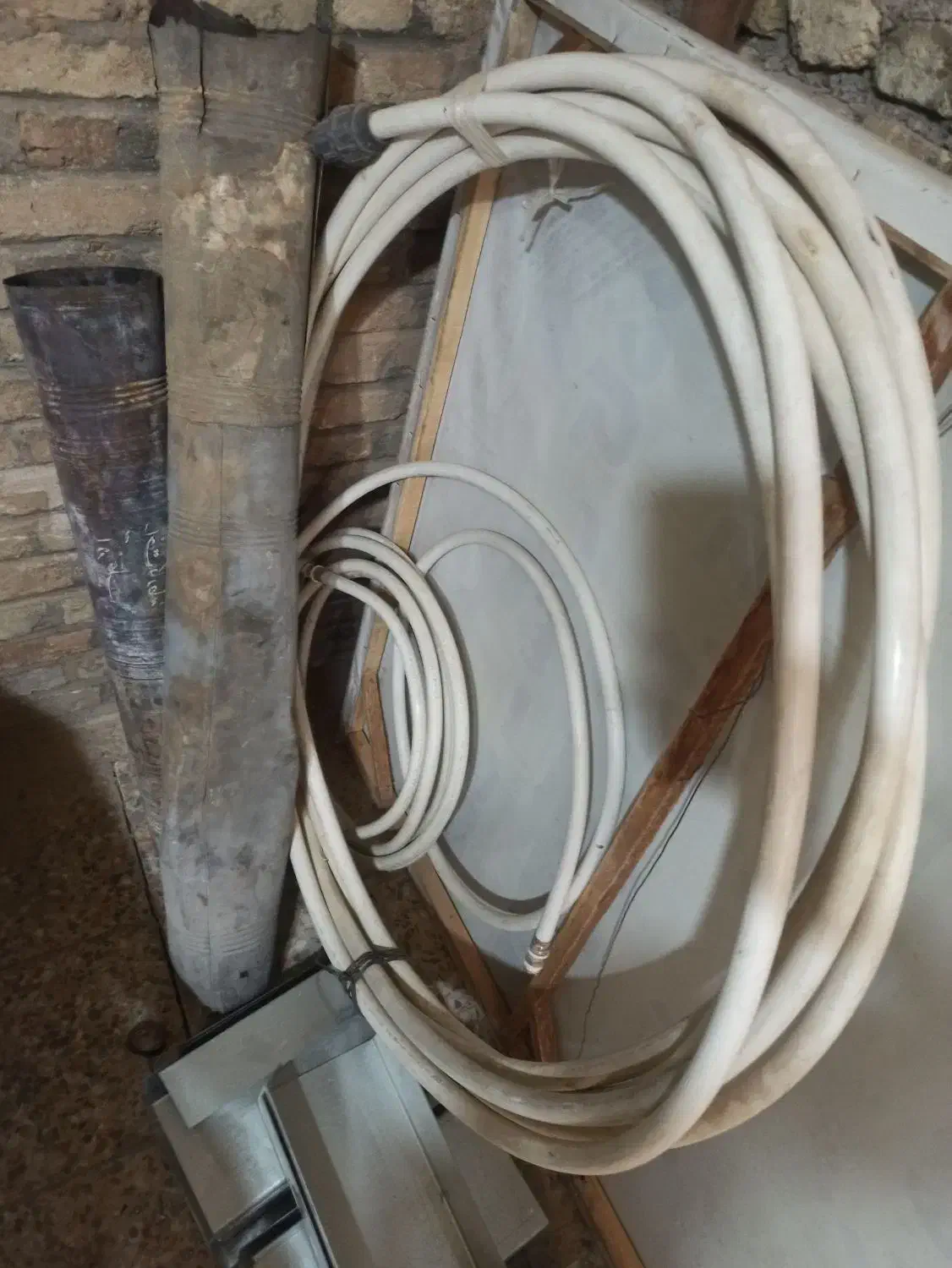 فروش تعدادی وسیله ساختمانی و ماشین|مصالح و تجهیزات ساختمان|بروجن, |دیوار