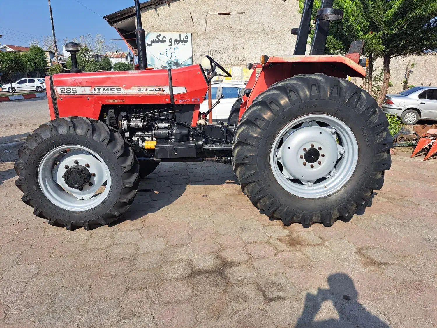 تراکتور فرگوسن ۲۸۵ مدل۹۲|خودرو سنگین|ضیابر, |دیوار