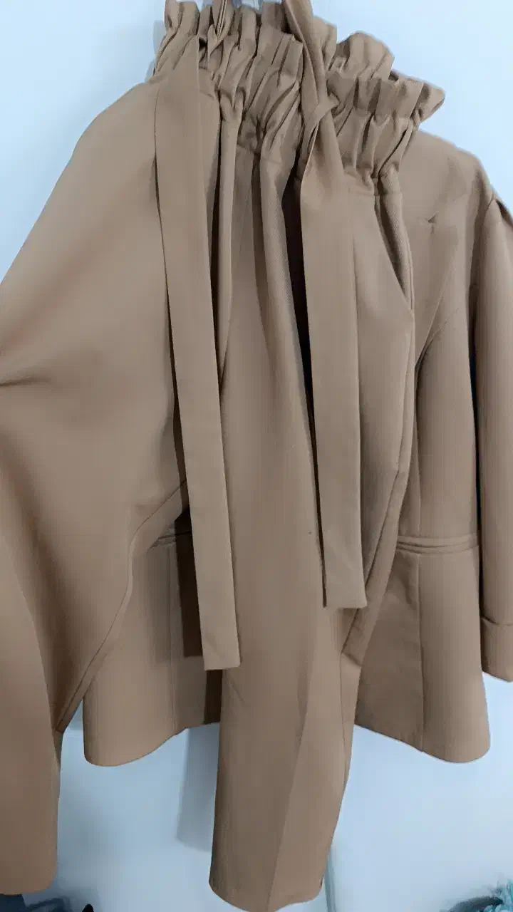 کت وشلوار|لباس|پاکدشت, پاکدشت (مامازند)|دیوار