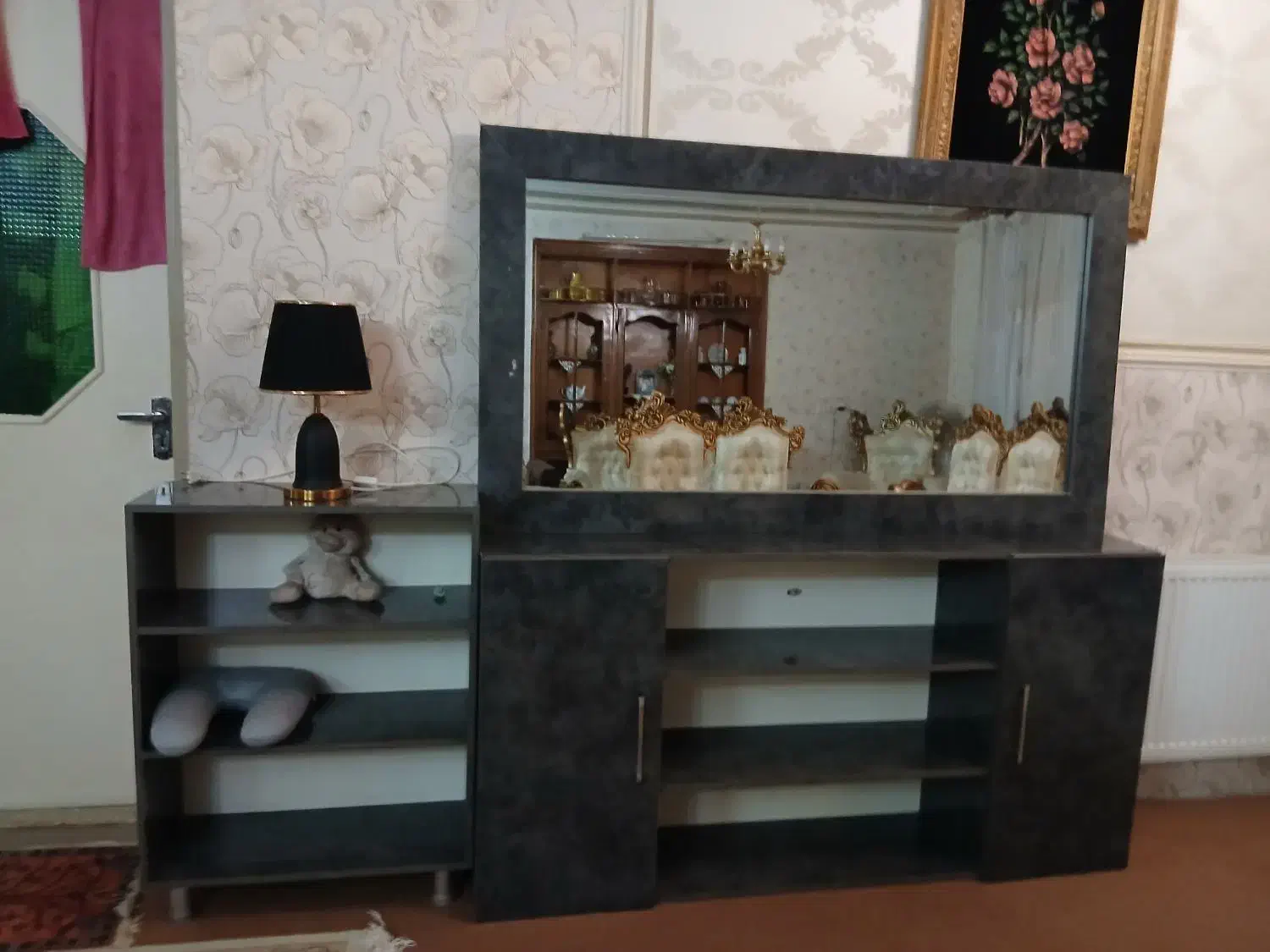 اینه و میز کنسول سالم بدون هیچ ایرادی|بوفه، ویترین، کنسول|اردبیل, |دیوار