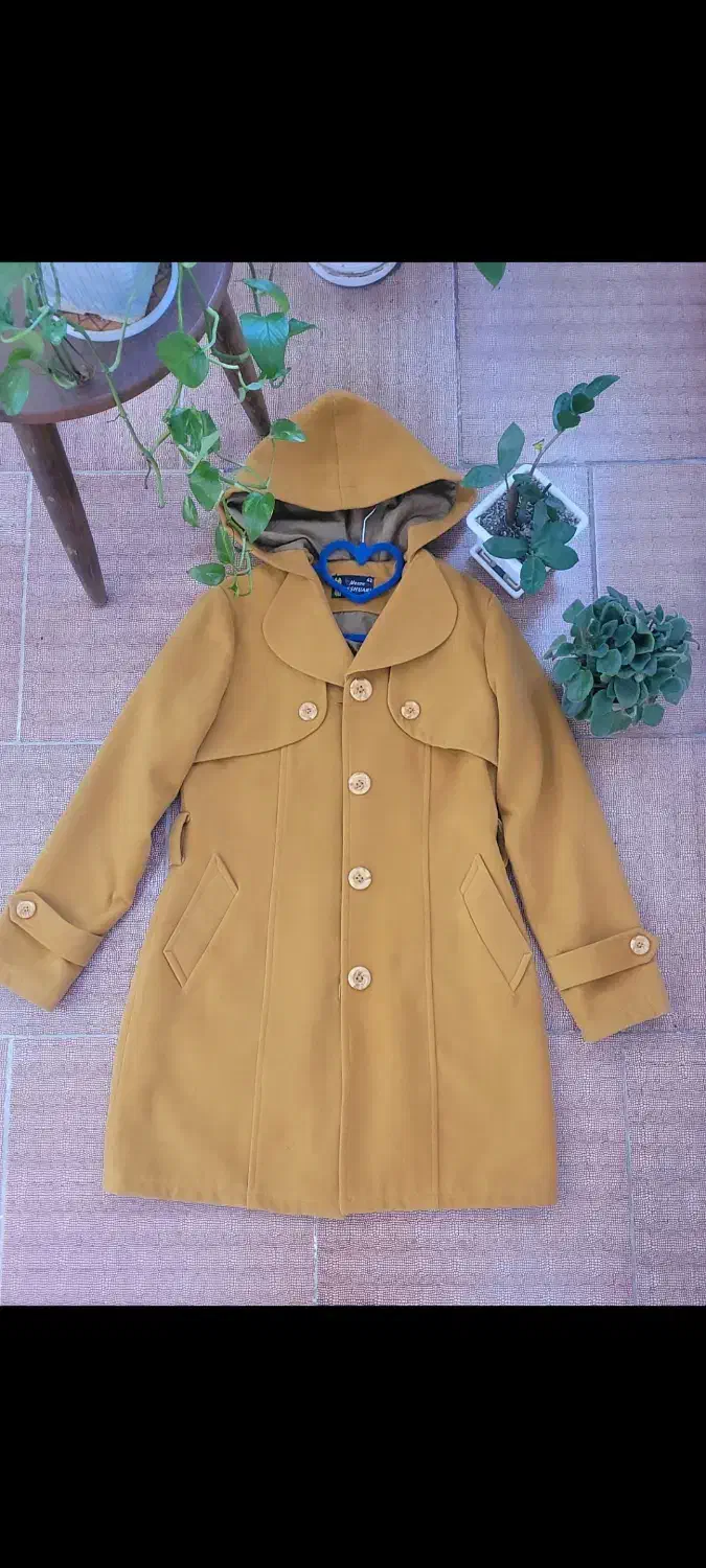 کاپشن/بارونی/مانتو سالم زیر قیمت|لباس|رشت, انصاری|دیوار