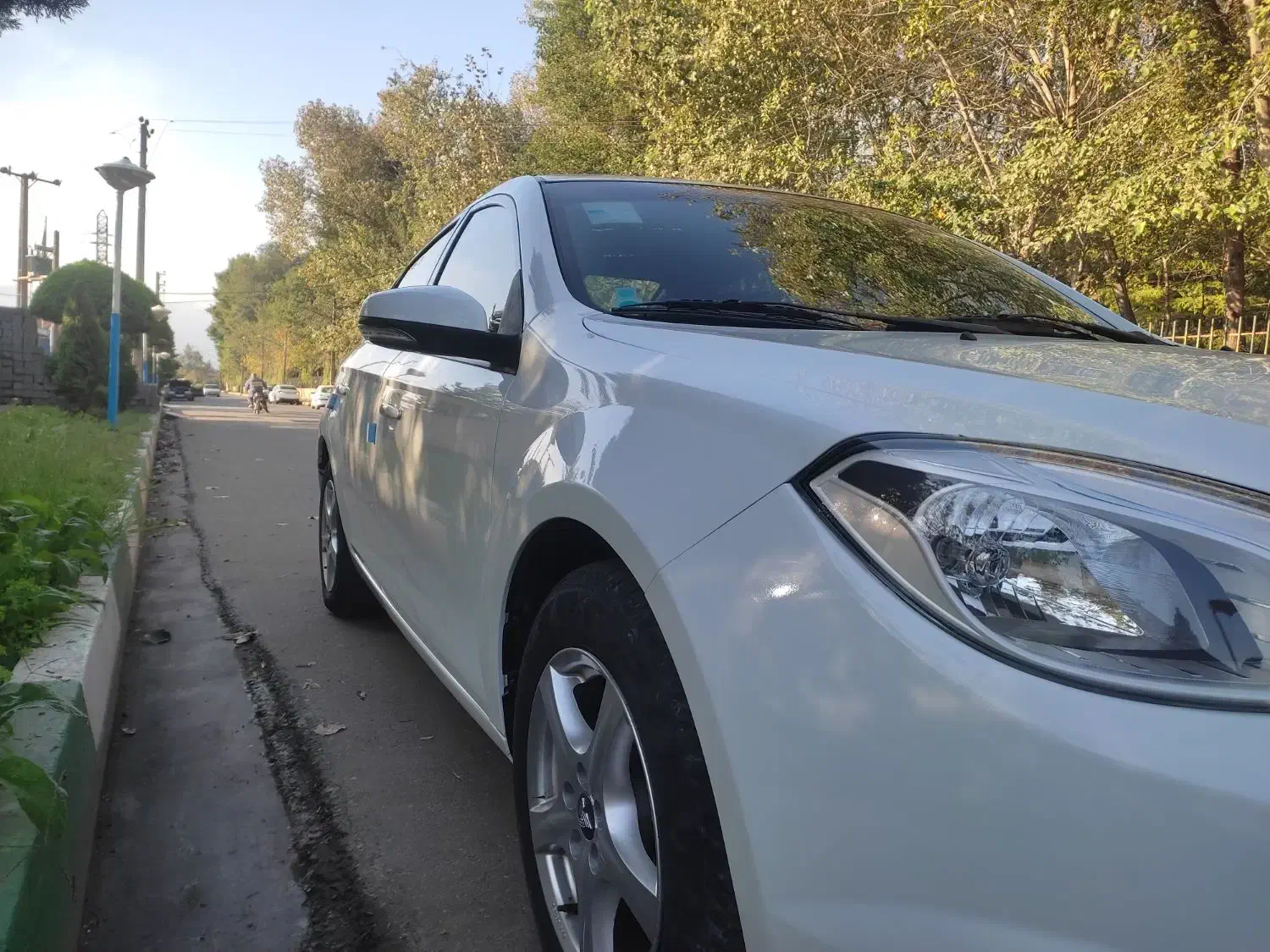 برلیانس مدل ۹۷ موتور بزرگ|خودرو سواری و وانت|رشت, منظریه|دیوار