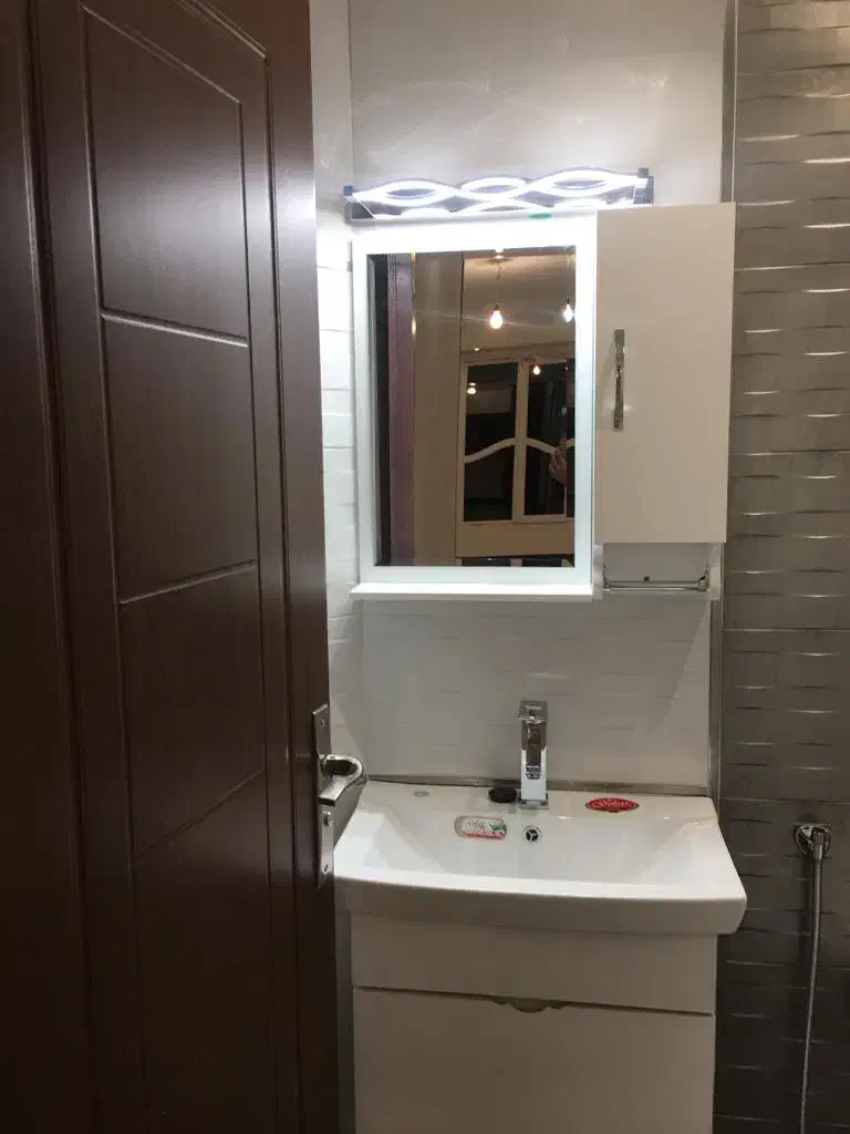 آپارتمان ۸۵ متر دو خواب خیابان رشید تهرانپارس