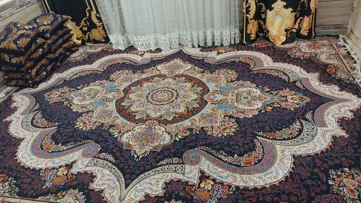 دو عدد فرش دوازده متری|فرش|شوشتر, |دیوار