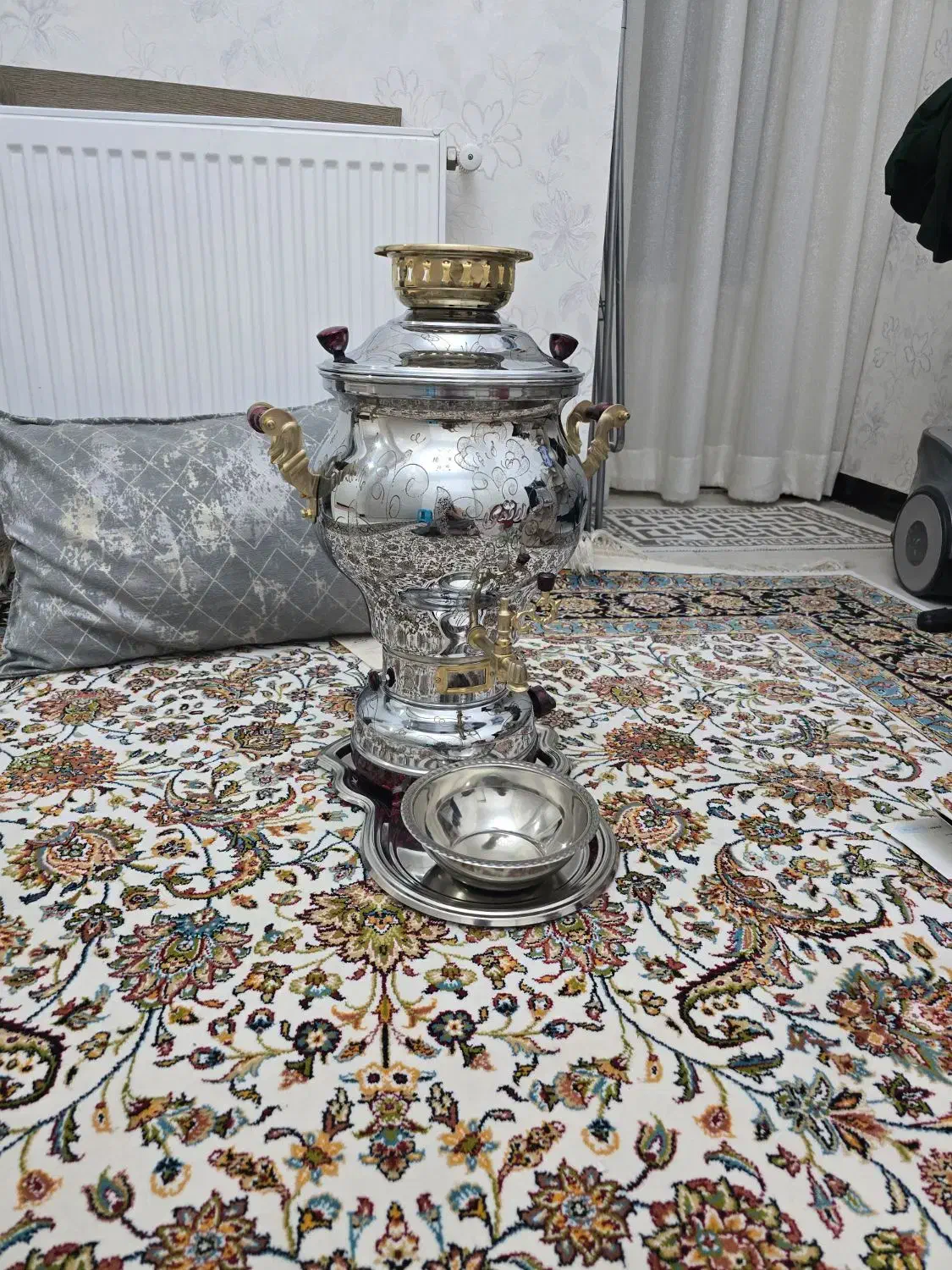 سماور بزرگ ۱۰ لیتری ارزندی نو با کارتون|سماور، چایساز، قهوهساز|اسلامشهر, شهرک مفیدی|دیوار