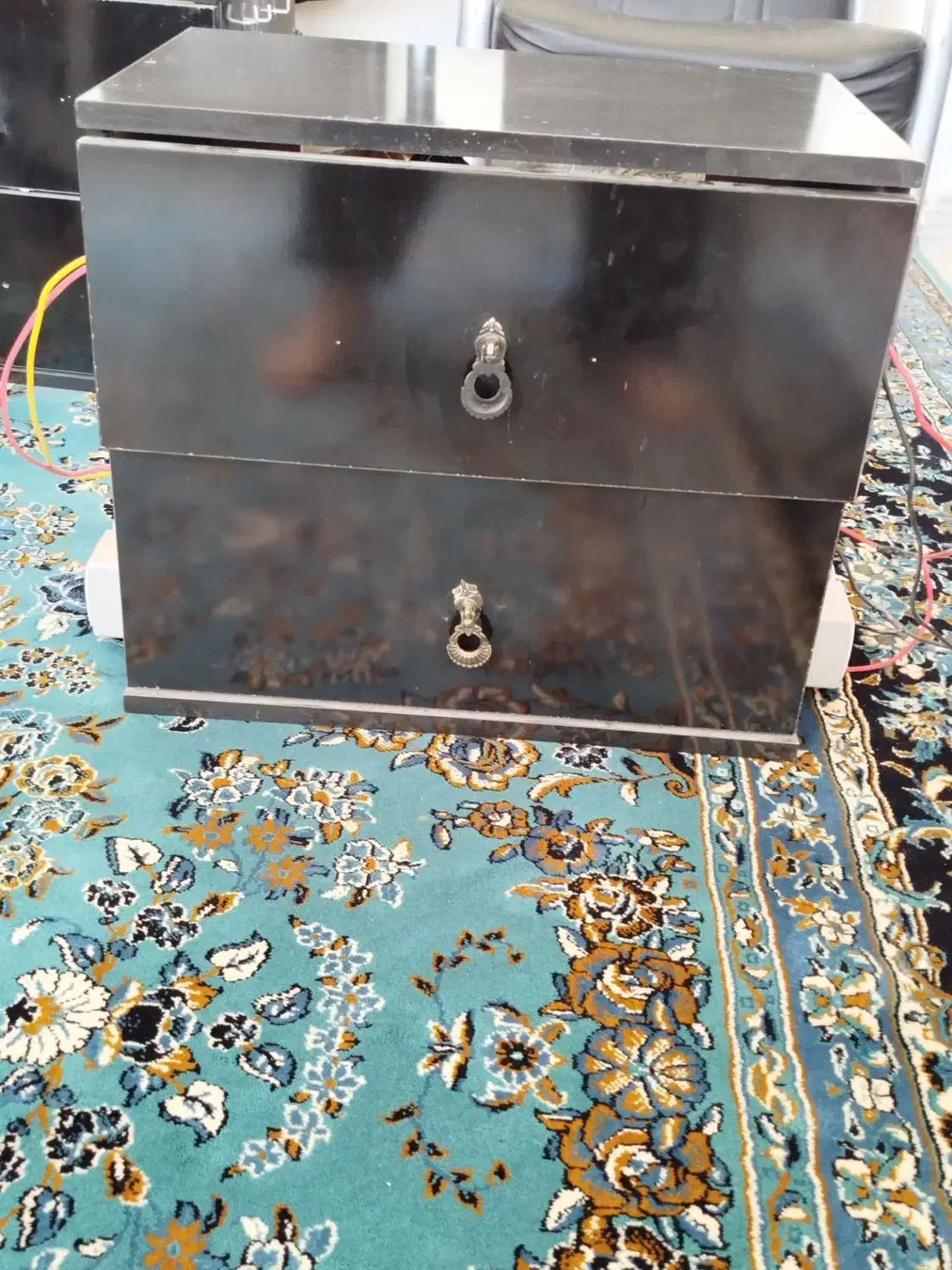 وسایل آرایشگاه|آرایشگاه و سالنهای زیبایی|هرسین, |دیوار