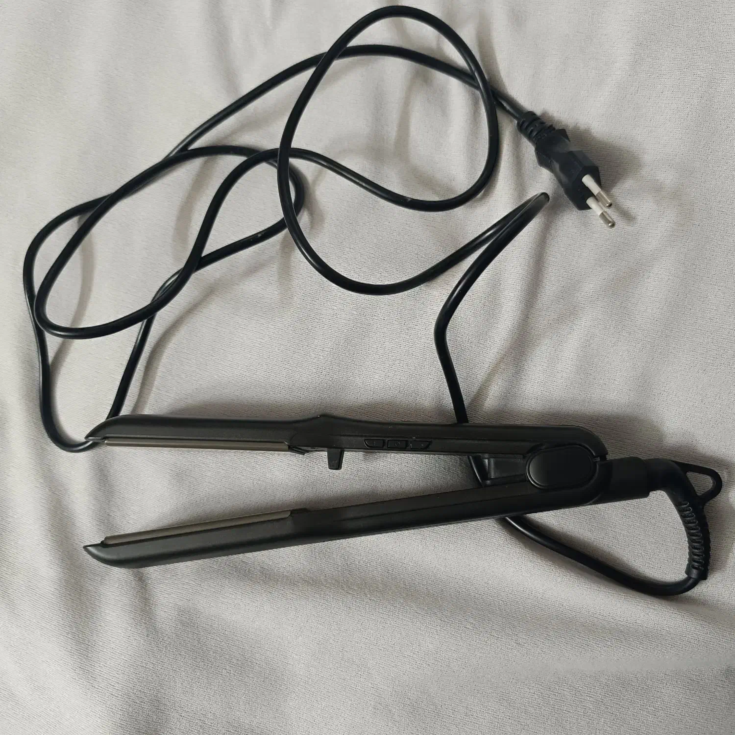 اتو مو حرفه ای مارک کویین تخفیف دارد|آرایشی، بهداشتی، درمانی|بابل, |دیوار