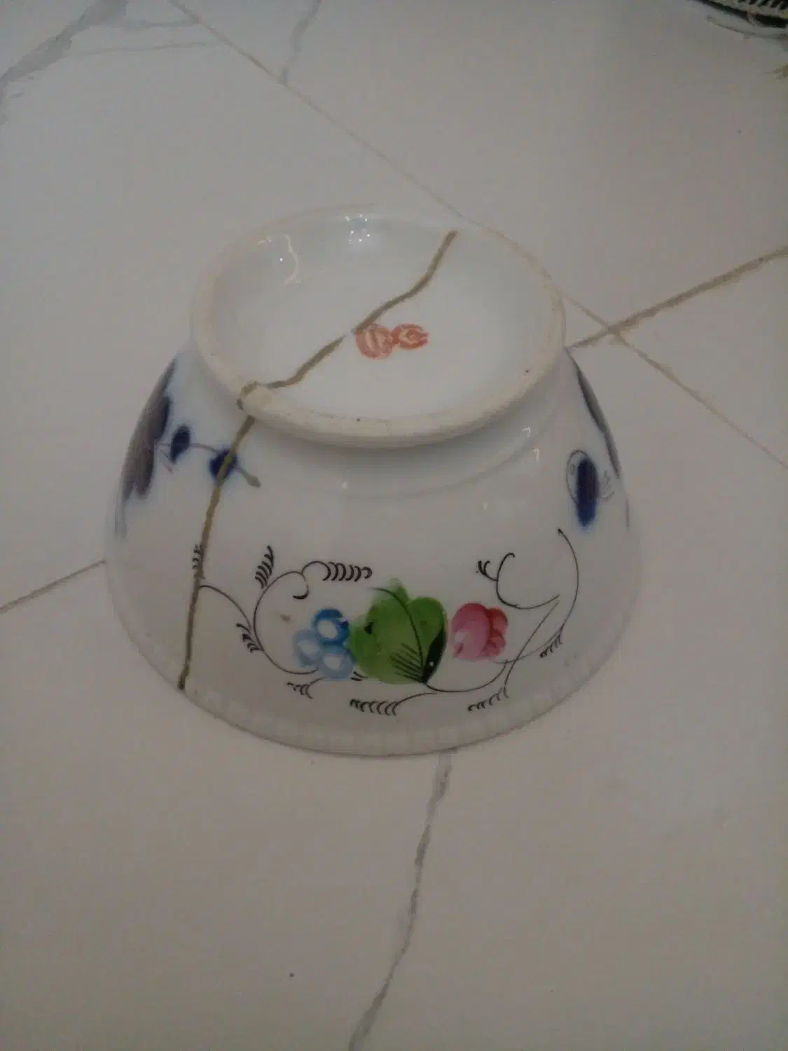 کاسه قدیمی|کلکسیون اشیاء عتیقه|نیشابور, شریعتی|دیوار