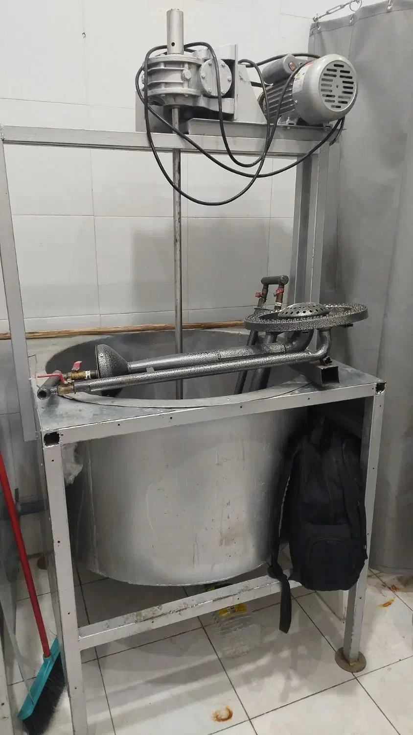 دیگه آشی وحلیم|ظروف پختوپز|لامرد, |دیوار