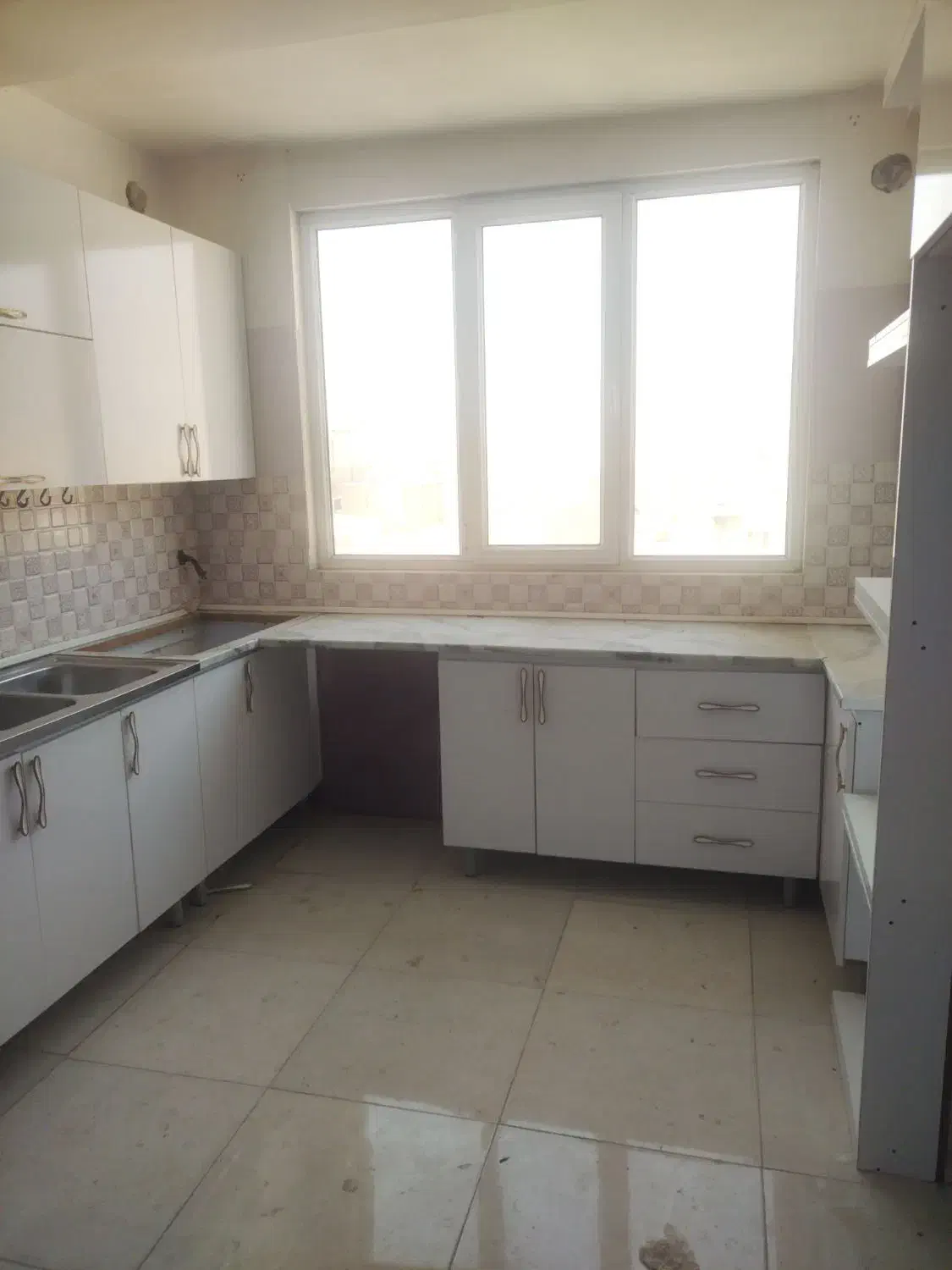 اجاره ای نوساز کلید نخورده|اجارهٔ آپارتمان|بهارستان, |دیوار