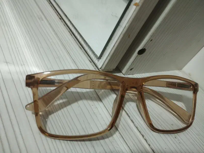 عینک ذره بینی|اشیا|شوش, |دیوار