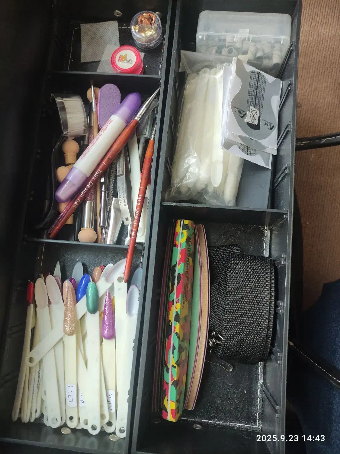 لوازم کاشت ناخن|آرایشی، بهداشتی، درمانی|زنجان, |دیوار