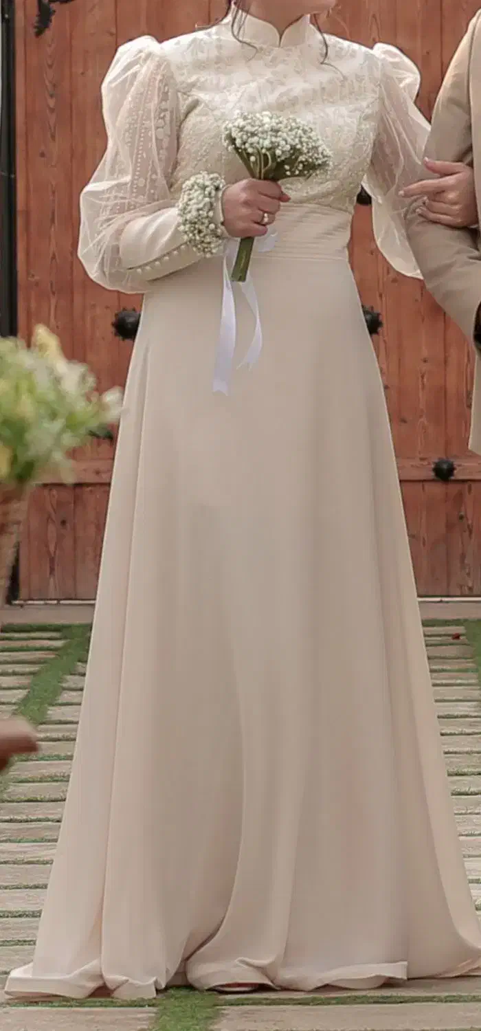 لباس عقد|لباس|رشت, پل تالشان|دیوار