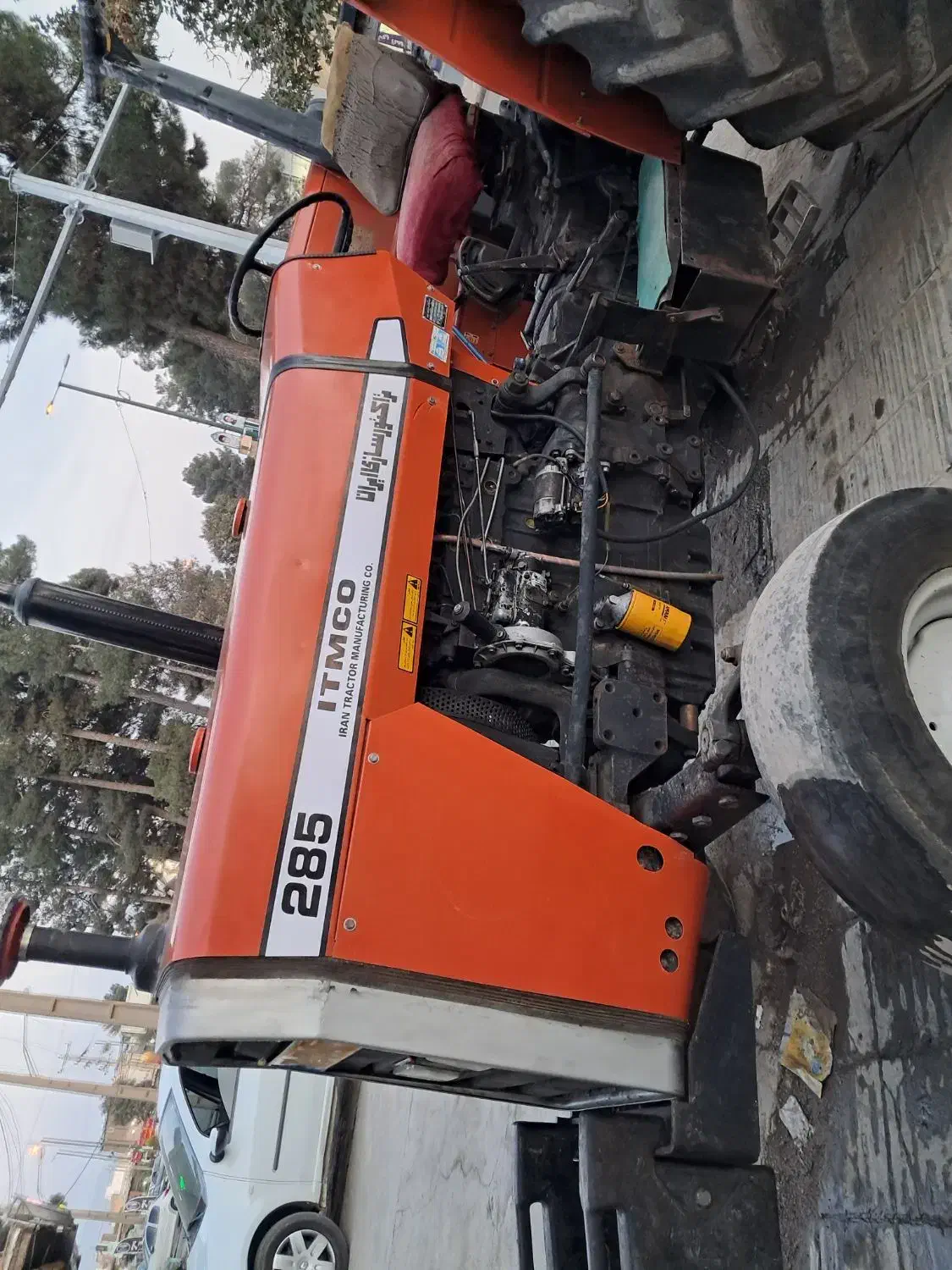 تراکتور ۲۸۵مدل ۸۲|خودرو سنگین|کوهدشت, |دیوار