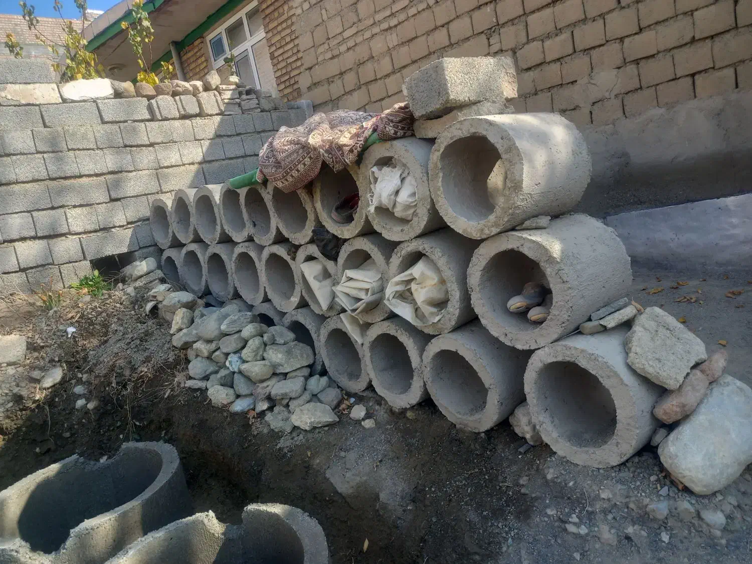 لوله بتنی چاه وچاه کنی|خدمات پیشه و مهارت|سلماس, |دیوار