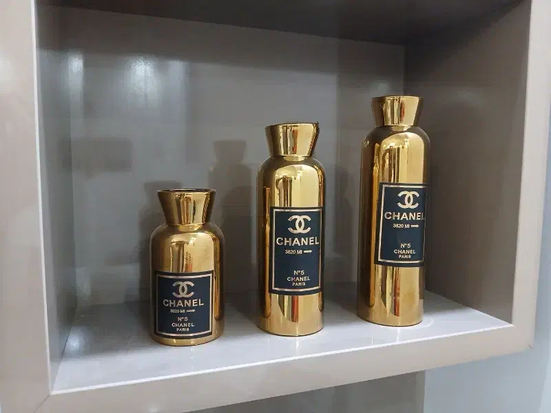 تزئینی طلایی|مجسمه، تندیس، ماکت|تهران, کیانشهر|دیوار