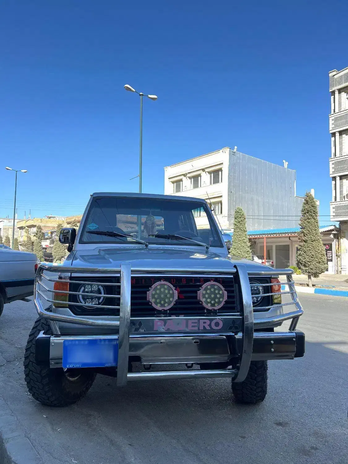 پاجرو میتسوبیشی ۲در ۴سیلندر|خودرو سواری و وانت|سردشت, |دیوار