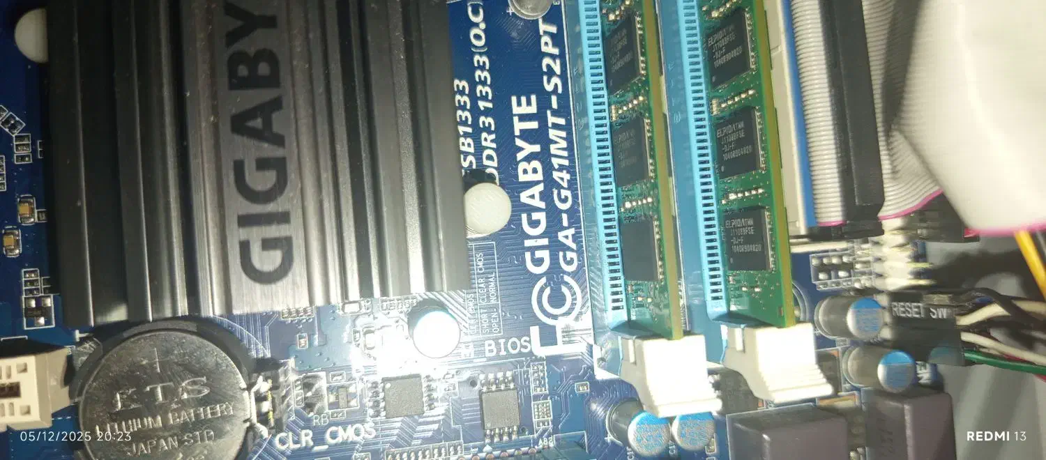 کیس و مانیتور کیبرد موس و اسپیکر|رایانه رومیزی|الیگودرز, |دیوار