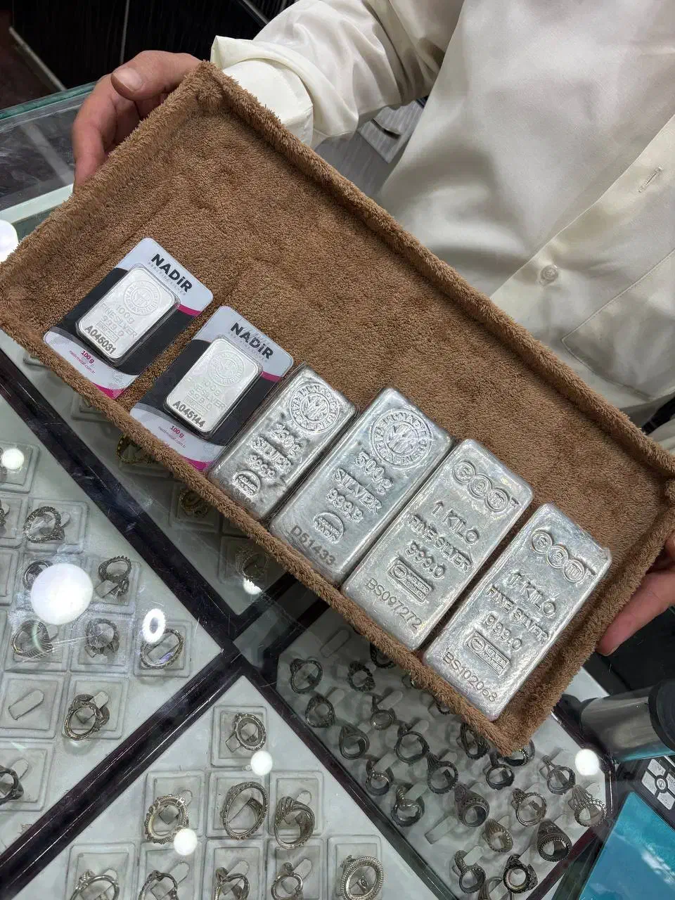 شمش نقره و ساچمه نقره وارداتی|جواهرات|شهرکرد, |دیوار