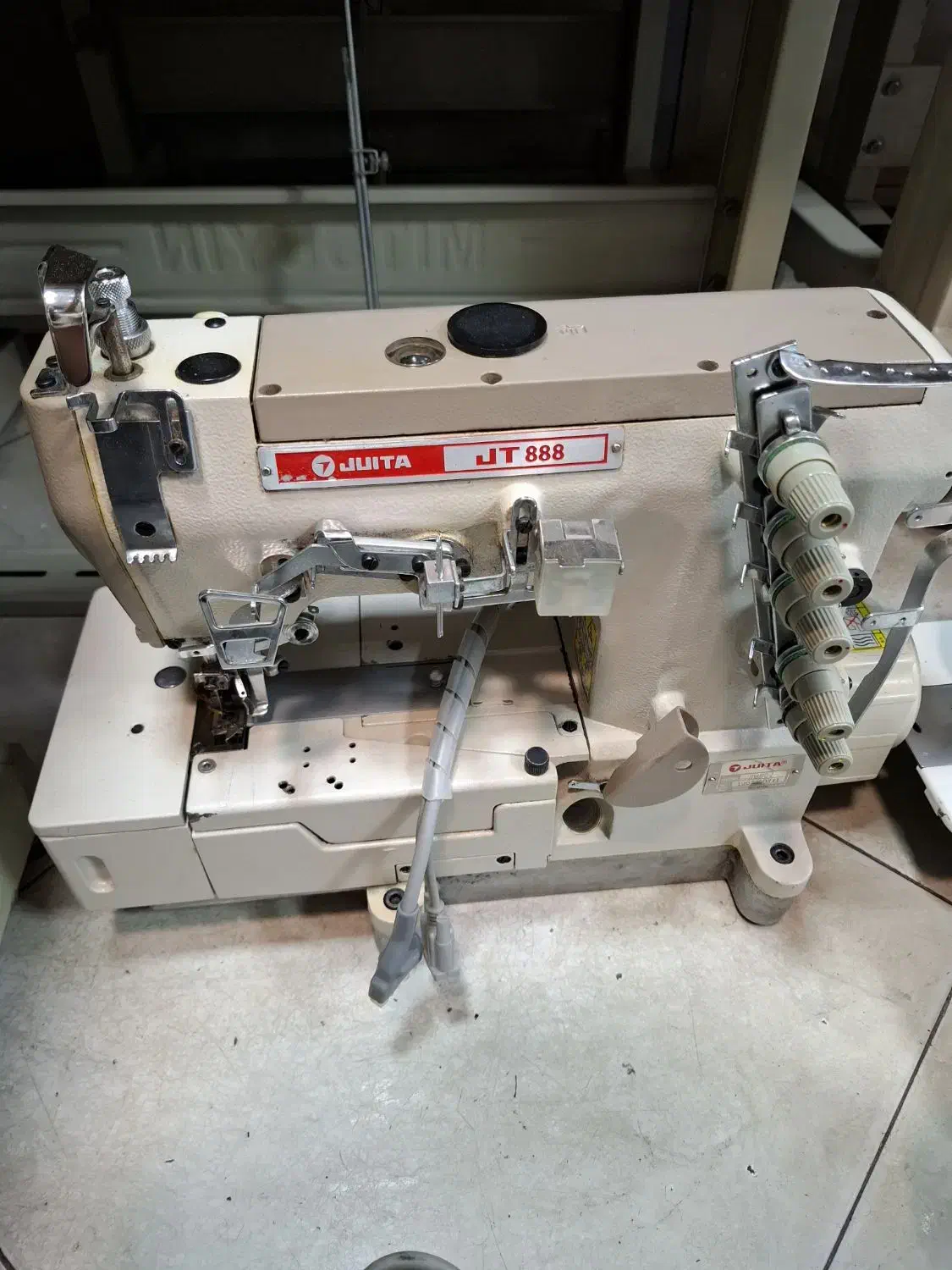 فروشگاه عسکری چرخ خیاطی میاندوز دینام سرخود و بزرگ|چرخ خیاطی و ریسندگی|رشت, بازار|دیوار