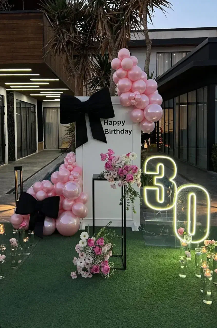 بادکنک آرایی/گل آرایی|خدمات پذیرایی، مراسم|رودهن, |دیوار