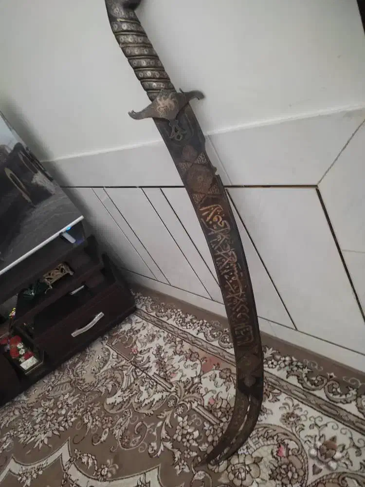 شمشیر ذوالفقار نقره کوب|کلکسیون اشیاء عتیقه|تهران, امام زاده حسن|دیوار