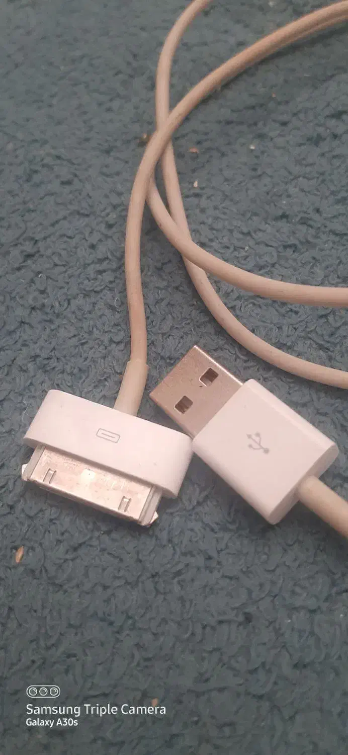 کابل اصلی ۳۰ پین ایپد و آیپاد|لوازم جانبی موبایل و تبلت|مشهد, شهرآرا|دیوار